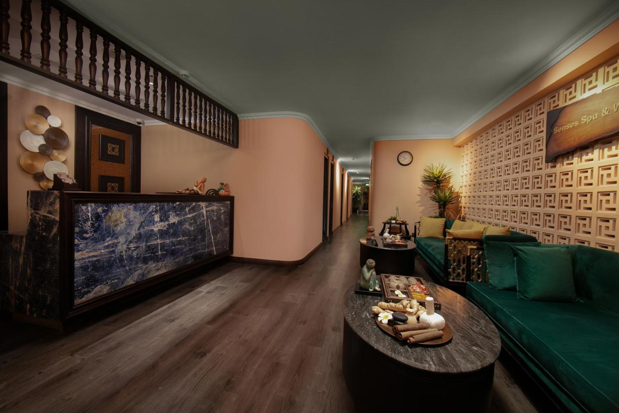 Leah Silk Hotel 5*